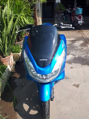 รุ่นเตารีด Honda PCX 150 I ปี 2559 สวยขั้นเทพ เป็นรถบ้านแท้ๆ รุ่นเตารีด Honda PCX 150 I ปี 2559 สวยขั้นเทพ เป็นรถบ้านแท้ๆ