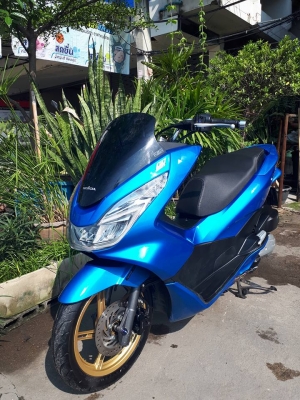 รุ่นเตารีด Honda PCX 150 I ปี 2559 สวยขั้นเทพ เป็นรถบ้านแท้ๆ