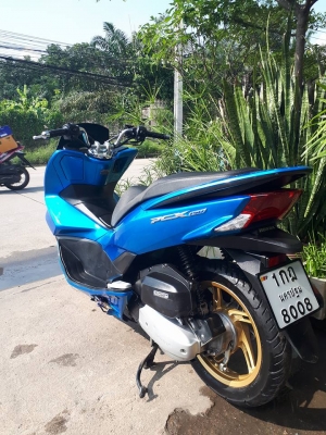 รุ่นเตารีด Honda PCX 150 I ปี 2559 สวยขั้นเทพ เป็นรถบ้านแท้ๆ รุ่นเตารีด Honda PCX 150 I ปี 2559 สวยขั้นเทพ เป็นรถบ้านแท้ๆ