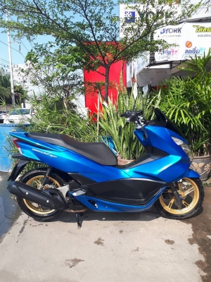 รุ่นเตารีด Honda PCX 150 I ปี 2559 สวยขั้นเทพ เป็นรถบ้านแท้ๆ รุ่นเตารีด Honda PCX 150 I ปี 2559 สวยขั้นเทพ เป็นรถบ้านแท้ๆ