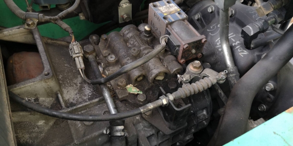 ขายโฟล์คลิฟท์ 2.5ตัน เสา3เมตร ใช้งานแค่1900ชั่วโมงเท่านั้น!!