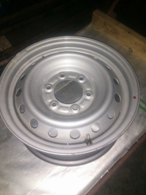 เศษล้อกะทะขอบ16x6.139 มี1ใบ ราคา650บ.โทร.0879050181 จัดส่งได้ทั่วไทย