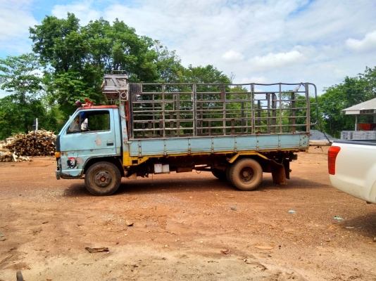 Isuzu NKR วางเครื่อง115ลงเล่มแล้ว เล่มพร้อมโอน