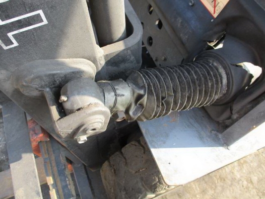 ขายรถฟอร์คลิฟต์ TOYOTA 6FG25 เกียร์ออโต้ ไมล์น้อย2955 เป็นรถนำเข้าจากญี่ปุ่น สภาพเดิมๆ ยังไม่ได้ทำสี 165000 บาท ขายรถฟอร์คลิฟต์ TOYOTA 6FG25 เกียร์ออโต้ ไมล์น้อย2955 เป็นรถนำเข้าจากญี่ปุ่น สภาพเดิมๆ ยังไม่ได้ทำสี 165000 บาท