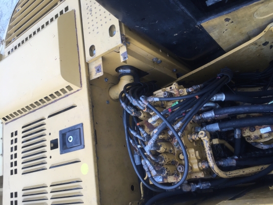 ขายคับรถแบคโคCAT 312C เอกสารเล่มทะเบียนครบ ขายคับรถแบคโคCAT 312C เอกสารเล่มทะเบียนครบ