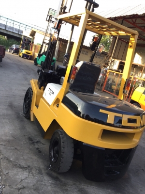 อาร์ ซี เอช โฟรคลิฟท์  ขาย ทีซีเอ็ม 3 ตัน ดีเซล