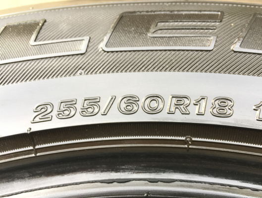 ยาง Bridgestone 255 60 18 ปี16 ดอกเต็ม ใช้ยาว ราคาไม่แพง