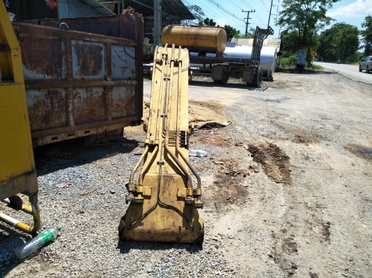 ขายบูมอาร์ม komatsu pc200-5