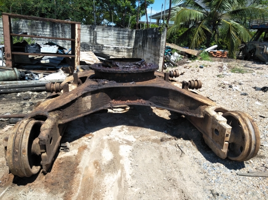 ขายเฟรม comatsu pc200-5