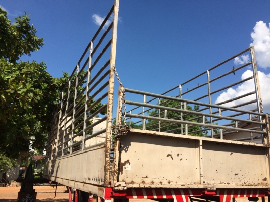 ขายด่วน กระบะคอกเหล็ก ยาว 7.15 ม กว้าง 2.50 ม สูง 2.40 ม โทร 095-575-3474