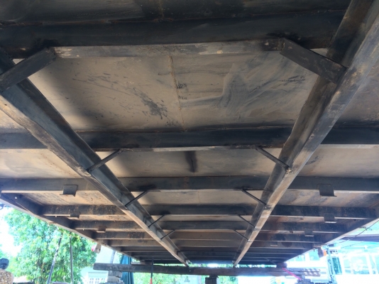 ขายด่วน กระบะคอกเหล็ก ยาว 7.15 ม กว้าง 2.50 ม สูง 2.40 ม โทร 095-575-3474