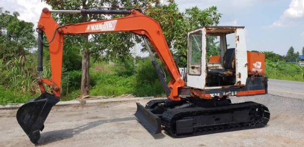 ขายด่วน175,000รถแบคโฮKUBOTAคูโบต้าKH120เทียบเท่าPC50เครื่องคูโบต้า4สูบปั่มแรงรถนอกเพิ่งนำเข้ามาใหม่ยังไม่เคยใช้งานในเมืองไทยเลย