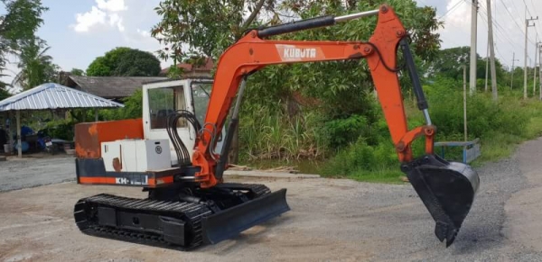ขายด่วน175,000รถแบคโฮKUBOTAคูโบต้าKH120เทียบเท่าPC50เครื่องคูโบต้า4สูบปั่มแรงรถนอกเพิ่งนำเข้ามาใหม่ยังไม่เคยใช้งานในเมืองไทยเลย