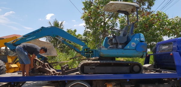 ขายด่วน285,000รถแบคโฮKOMATSUโคมัสซูPC25-7เทียบเท่าPC30คอลโทลสั้นปั้มนี้วครื่องดีปั้มแรงรถนอกเพิ่งนำเข้ามาจากญี่ปู่นยังไม่เคยใช้งานในเมืองไทยเลย ขายด่วน285,000รถแบคโฮKOMATSUโคมัสซูPC25-7เทียบเท่าPC30คอลโทลสั้นปั้มนี้วครื่องดีปั้มแรงรถนอกเพิ่งนำเข้ามาจากญี่ปู่นยังไม่เคยใช้งานในเมืองไทยเลย