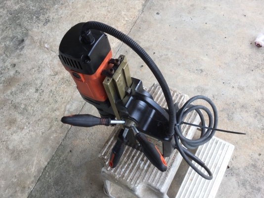 ขายสว่านแม่เหล็ก เจทบอช มือ2 ยี่ห้อ AGP รุ่น MD 350 ใช้งานได้ปกติ