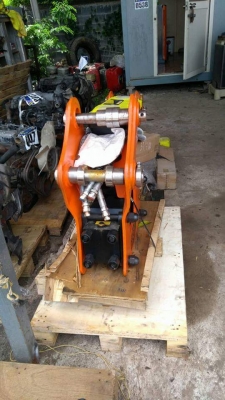 หัวกระแทก TRB680 ของใหม่พึ่งนำเข้ามาจากญี่ปุ่น ใส่รถแบคโฮ PC40-PC60 มีอุปกรณ์ครบ มีเกจวัดแรงดัน มีถังไนโตร พร้อมติดตั้งใช้งาน