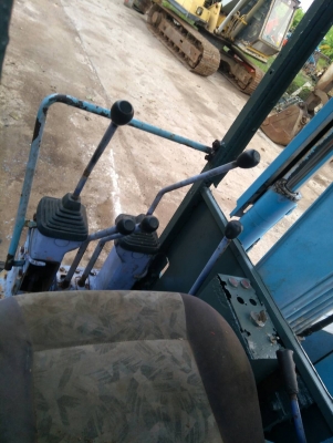 รถแบคโฮ KOMATSU PC30UU รถเก่านอกนำเข้า ยังไม่เคยใช้งานในไทย ชม.การทำงาน 3000+ ชม. เครื่องดี ปั๊มดี เร็วแรงไม่โหลด รถสภาพดี พร้อมใช้งาน มีเอกสารใบอินวอยซ์