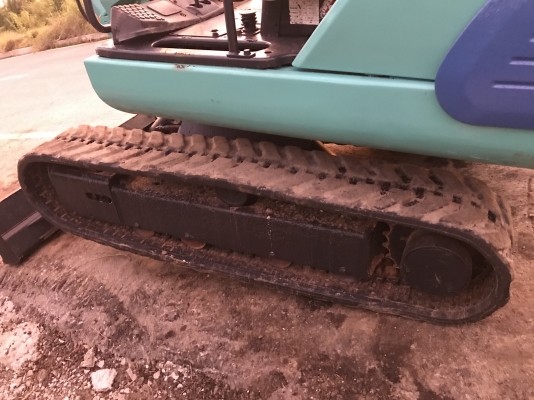 Komatsu pc30-7สภาพดีเก่าญี่ปุ่นมีใบอินวอยไม่เคยใช้ในไทย Komatsu pc30-7สภาพดีเก่าญี่ปุ่นมีใบอินวอยไม่เคยใช้ในไทย