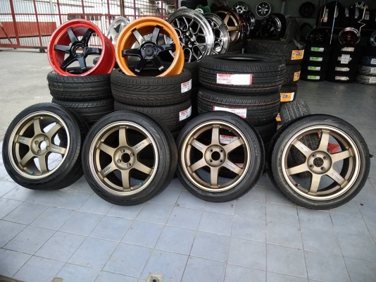 งานไทย te37 ขอบ 17 กว้างหน้า 7 หลัง 8 ออฟ 38 ใส่รถ 4 รู 100 ราคา 7900