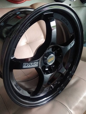 แม็กใหม่ เรย์ แกรมไลท์ ขอบ 15 ใส่รถ 4 รู 100 ราคา 7500 พร้อมยาง 11700 บาท