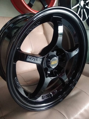 แม็กใหม่ เรย์ แกรมไลท์ ขอบ 15 ใส่รถ 4 รู 100 ราคา 7500 พร้อมยาง 11700 บาท