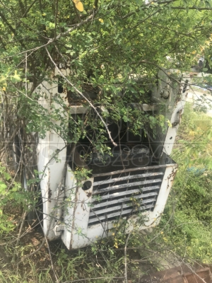 ขายด่วน รถตักเหมืองแร่ 2คัน เดิมใช้งานอยู่ตอนนี้จอด มา2ปี ไม่ได้ใช้สนใจเอาไปปรับสภาพเอง เหมา2คัน เพียง 75000 บาท