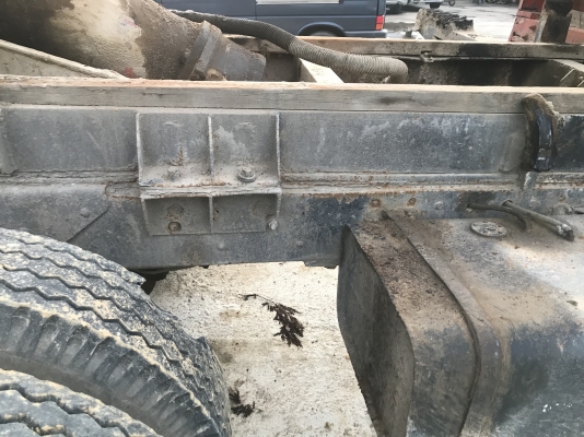 สิบล้อดั้มหัวยาว สิบล้อดั้มหัวยาว