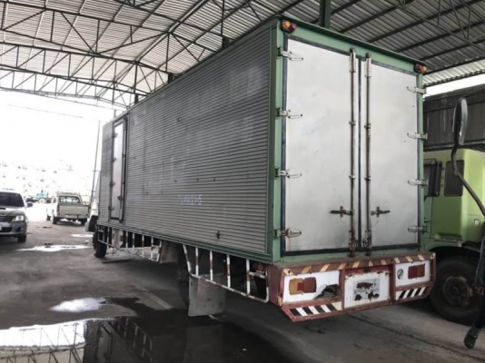 ขาย 285,000 บาท HINO FF177 ตู้ 3 บาน ยาว 7.2 เมตร เครื่อง EH700-168 แรง หัวบาง ยางดี คัสชีสวย เอกสารเล่มทะเบียน  รถอยู่   สมุทรปราการ บางพลี   โทร 0610710295ฟ