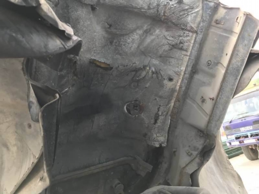 ขาย 285,000 บาท HINO FF177 ตู้ 3 บาน ยาว 7.2 เมตร เครื่อง EH700-168 แรง หัวบาง ยางดี คัสชีสวย เอกสารเล่มทะเบียน  รถอยู่   สมุทรปราการ บางพลี   โทร 0610710295ฟ