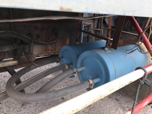 ขาย 300,000 บาท HINO FF177 ตู้ 10 บาน ยาว 7.2 เมตร เครื่อง EH700-168 แรง หัวบาง ยางดี คัสชีสวย เอกสารเล่มทะเบียน  รถอยู่   สมุทรปราการ บางพลี   โทร 0610710295