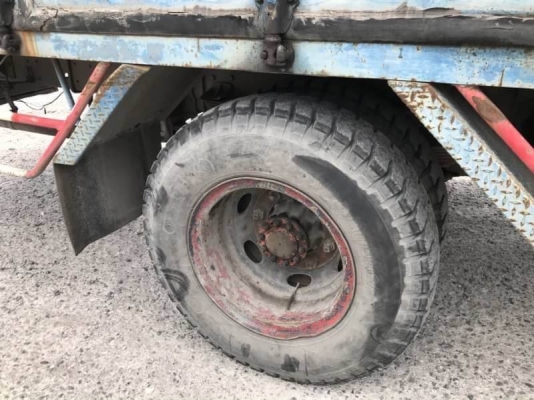 ขาย 300,000 บาท HINO FF177 ตู้ 10 บาน ยาว 7.2 เมตร เครื่อง EH700-168 แรง หัวบาง ยางดี คัสชีสวย เอกสารเล่มทะเบียน  รถอยู่   สมุทรปราการ บางพลี   โทร 0610710295