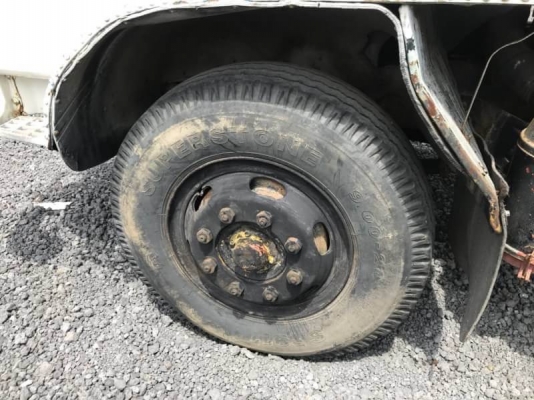 ขาย 300,000 บาท HINO FF177 ตู้ 10 บาน ยาว 7.2 เมตร เครื่อง EH700-168 แรง หัวบาง ยางดี คัสชีสวย เอกสารเล่มทะเบียน  รถอยู่   สมุทรปราการ บางพลี   โทร 0610710295