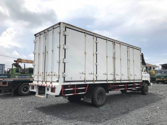 ขาย 300,000 บาท HINO FF177 ตู้ 10 บาน ยาว 7.2 เมตร เครื่อง EH700-168 แรง หัวบาง ยางดี คัสชีสวย เอกสารเล่มทะเบียน  รถอยู่   สมุทรปราการ บางพลี   โทร 0610710295