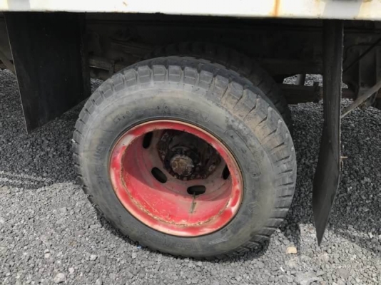 ขาย 300,000 บาท HINO FF177 ตู้ 10 บาน ยาว 7.2 เมตร เครื่อง EH700-168 แรง หัวบาง ยางดี คัสชีสวย เอกสารเล่มทะเบียน  รถอยู่   สมุทรปราการ บางพลี   โทร 0610710295