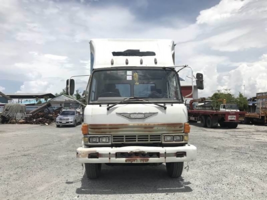ขาย 300,000 บาท HINO FF177 ตู้ 10 บาน ยาว 7.2 เมตร เครื่อง EH700-168 แรง หัวบาง ยางดี คัสชีสวย เอกสารเล่มทะเบียน  รถอยู่   สมุทรปราการ บางพลี   โทร 0610710295