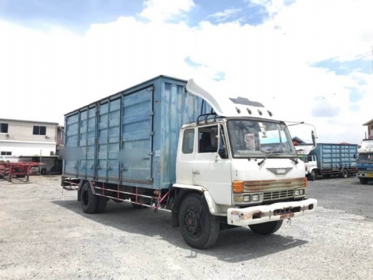 ขาย 300,000 บาท HINO FF177 ตู้ 10 บาน ยาว 7.2 เมตร เครื่อง EH700-168 แรง หัวบาง ยางดี คัสชีสวย เอกสารเล่มทะเบียน  รถอยู่   สมุทรปราการ บางพลี   โทร 0610710295