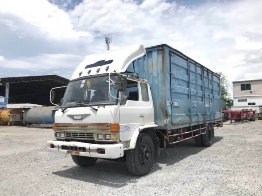 ขาย 300,000 บาท HINO FF177 ตู้ 10 บาน ยาว 7.2 เมตร เครื่อง EH700-168 แรง หัวบาง ยางดี คัสชีสวย เอกสารเล่มทะเบียน  รถอยู่   สมุทรปราการ บางพลี   โทร 0610710295