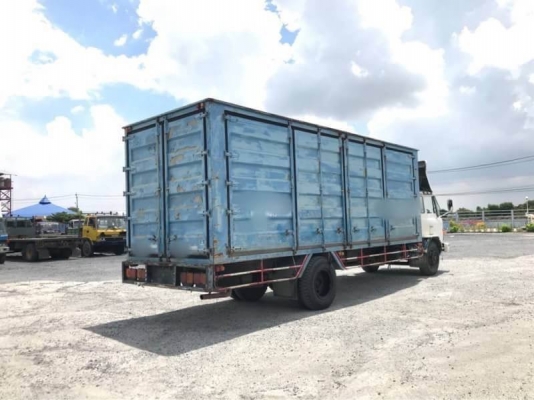 ขาย 300,000 บาท HINO FF177 ตู้ 10 บาน ยาว 7.2 เมตร เครื่อง EH700-168 แรง หัวบาง ยางดี คัสชีสวย เอกสารเล่มทะเบียน  รถอยู่   สมุทรปราการ บางพลี   โทร 0610710295