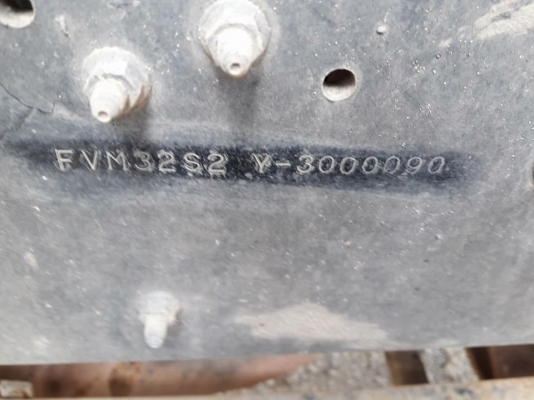 เดกก้า230แรง ปี47 รถวิ่งไก่ยาว 10เมตร20 พร้อมกล่องไก่ 500 ลูก พ่อค้าตัดได้เจ้าของรีบ