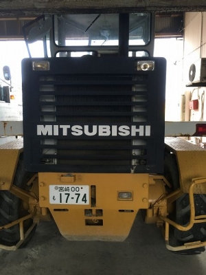 ขาย รถเกรด MITSUBISHI MG230E สภาพสวยพร้อมใช้ นำเข้าจากญี่ปุ่น สนใจติดต่อ อำพล 090-9694506, 080-3031241