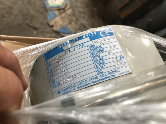 ขายมอเตอร์เกียร์ Prest drive Sumitomo 1HP. 380V อัตราทด 1:5 มีระบบเบรคในตัว ของใหม่ในกล่อง ไม่เคยใช้งาน มี 4ตัวครับ