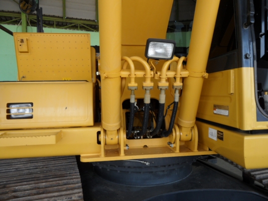 PC200-8mo มีกล้องหลัง komatsu ใช้งานน้อยแค่ ุ6,XXXชั่วโมง @2,45ล้านบาท รถสวยมากๆสนใจโทรเลย ☎ 081-989-1989 + ID LINE :rangrayong หรั่งครับ