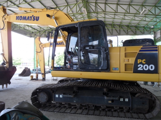 PC200-8mo มีกล้องหลัง komatsu ใช้งานน้อยแค่ ุ6,XXXชั่วโมง @2,45ล้านบาท รถสวยมากๆสนใจโทรเลย ☎ 081-989-1989 + ID LINE :rangrayong หรั่งครับ