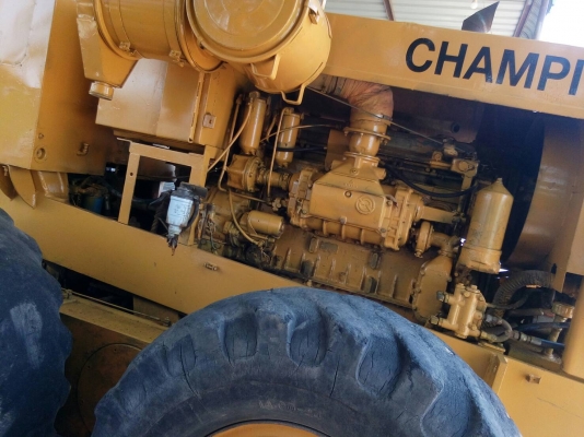 ขายรถเกรด CHAMPION 720 A เอวอ่อน ขายรถเกรด CHAMPION 720 A เอวอ่อน