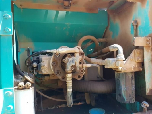 รถแบคโฮ KOBELCO SK200 / YN - 11. , ( รถทำงาน 3,xxx ชม. ) สนใจติดต่อ 081 - 6079515