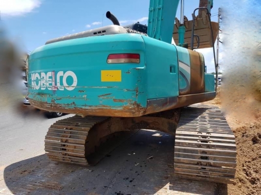 รถแบคโฮ KOBELCO SK200 / YN - 11. , ( รถทำงาน 3,xxx ชม. ) สนใจติดต่อ 081 - 6079515