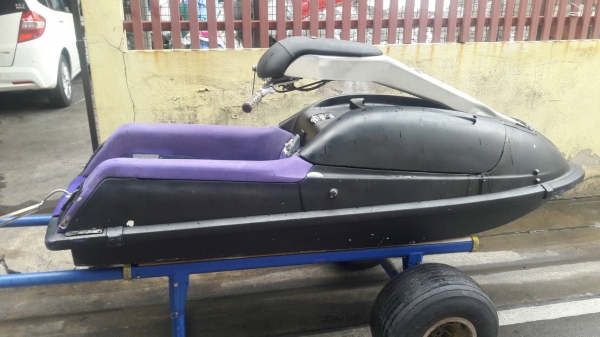 เจ็ตสกี KAWASAKI 750 เจ็ตสกี KAWASAKI 750