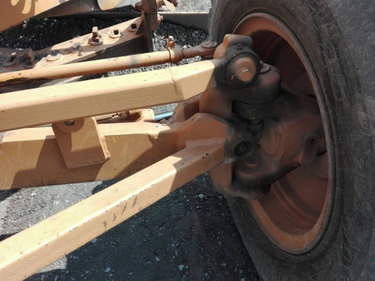 รถเกรด CAT 140 G ราคา 2,200,000 รถกทม.