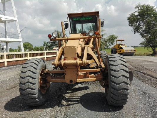 รถเกรด CAT 140 G ราคา 2,200,000 รถกทม.