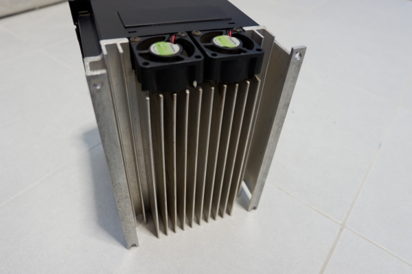 อินเวอร์เตอร์ 7.5ph 5.5kw ไฟเข้าAc 3PH 360-460v 50/60Hz